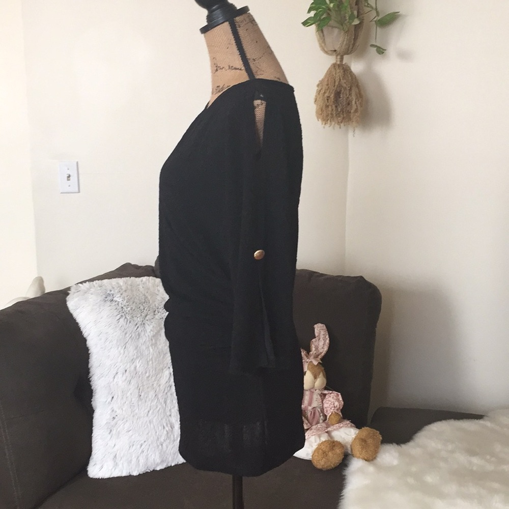 ASHRO cold shoulder top 🍂🖤🍂 - Picture 3 of 8